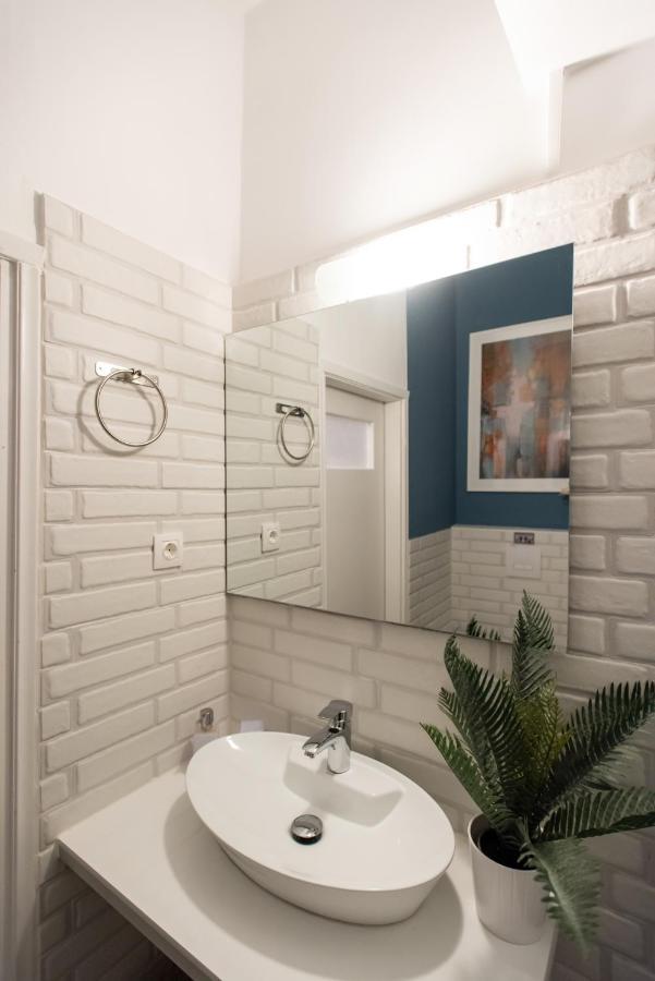 Blue Ark Comfort Near Acropolis Афіни Екстер'єр фото